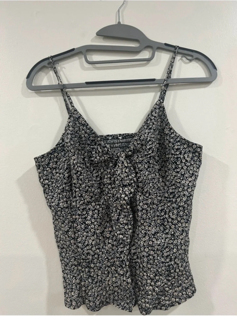 Bundle 8pcs clothes size Small - Picture 9 of 13